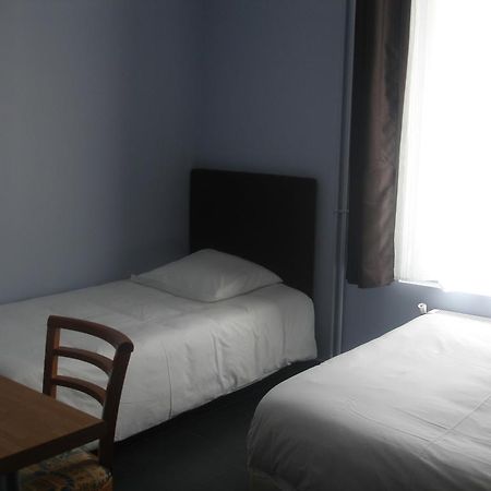Hotel Moderne Nanterre Zewnętrze zdjęcie