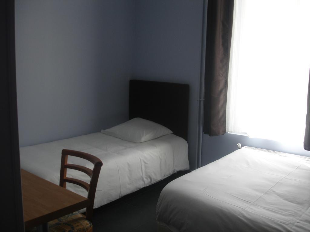 Hotel Moderne Nanterre Zewnętrze zdjęcie
